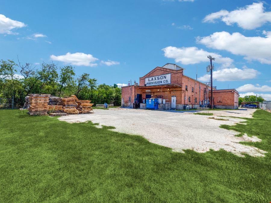 264 W Lachapelle