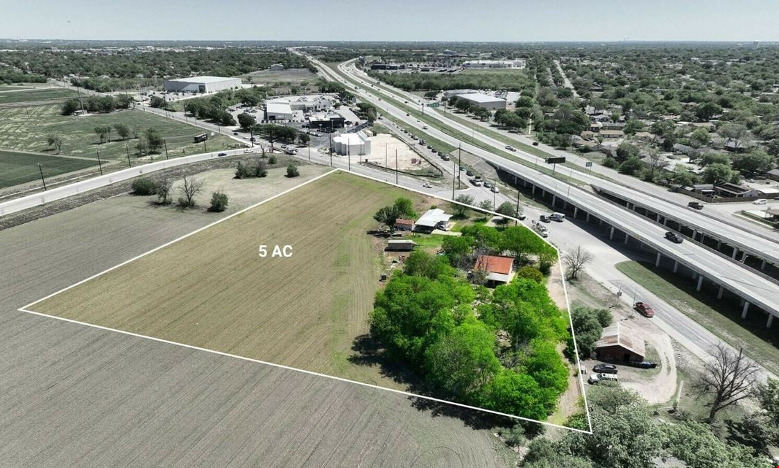 Hard Corner | I-35 Frontage Road at Somerset Road