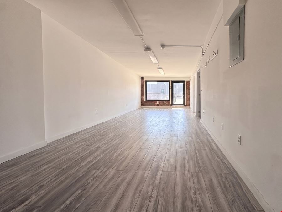 236 Johnson Avenue | East Williamsburg Private 3rd Floor Walk-Up Office for Lease
