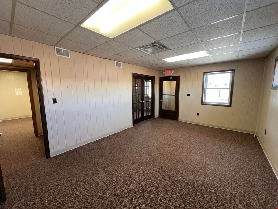 320 Hospital Dr