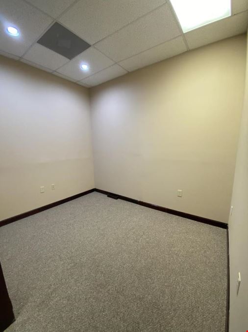 1034 Wildewood Centre Dr Suite B