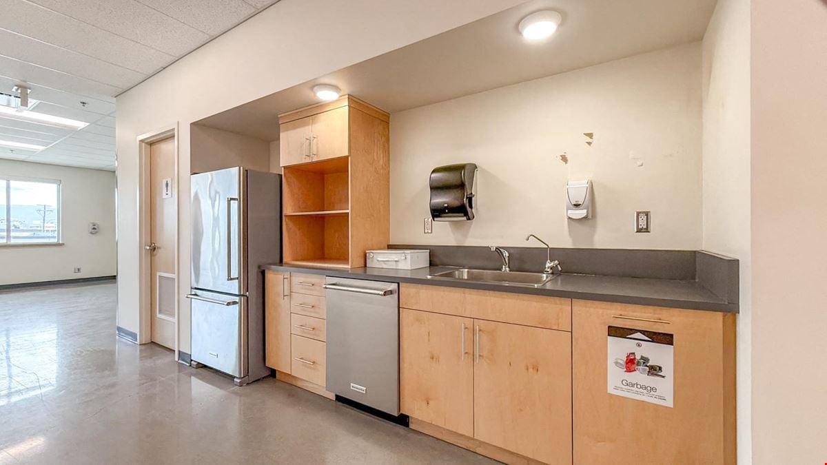 Outstanding professional office space available in the North End of Downtown Kelowna. 