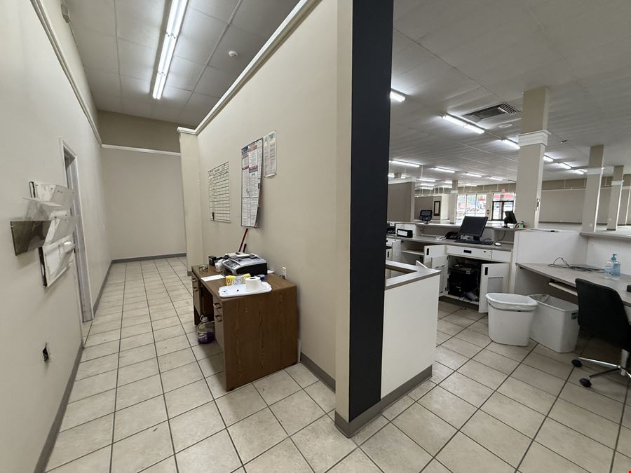 17,600+ SF Anchor Space Available