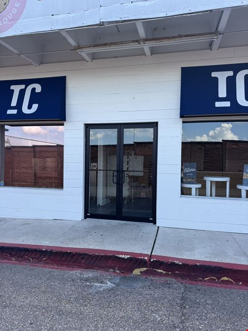 1,600 SF Commissary & Prep Kitchen - Acadian/Perkins