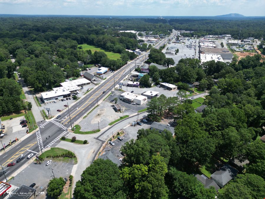 Fully Built-Out, Move-In Ready Medical Facility | ±4,432 SF in Memorial Dr, Decatur