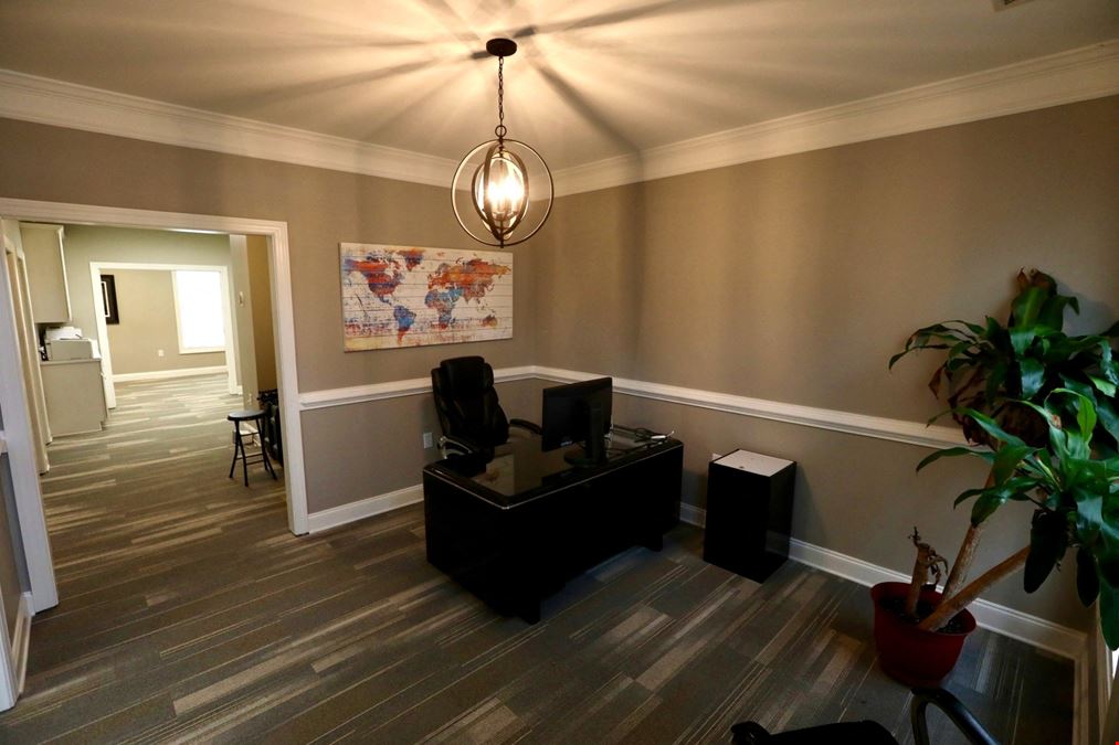 Modern, ground floor office suite