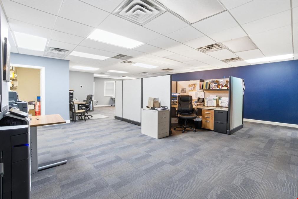 Rare Bedford Flex Opportunity, Income and Owner User Potential