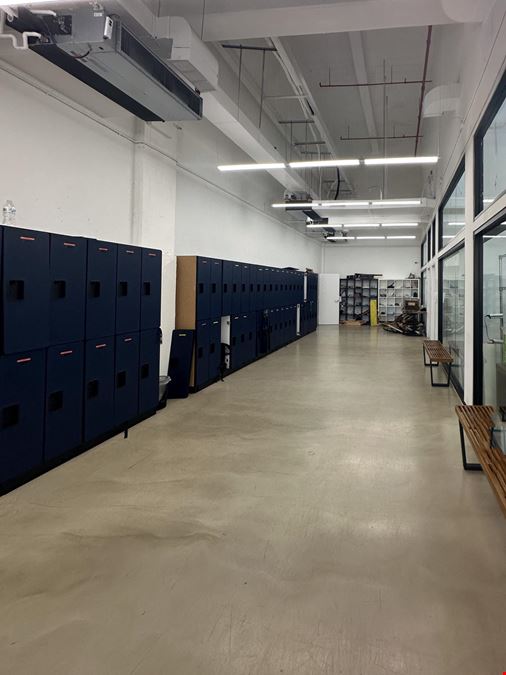 10,000 SF | 1100 Washington Avenue | Built Out School for Lease