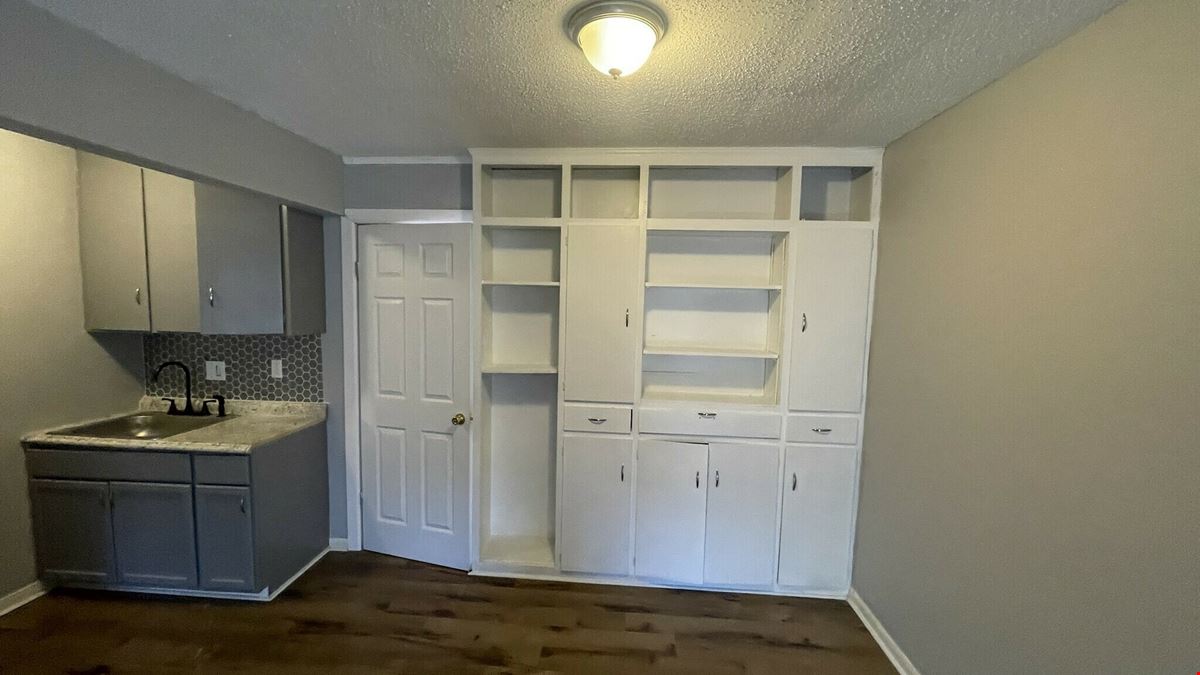 10400 Whittier Apartments