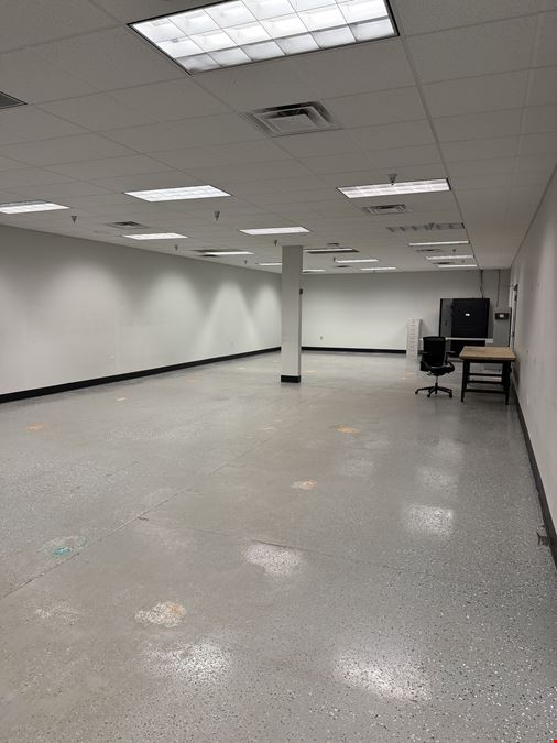 River Green - Flex Space for Lease