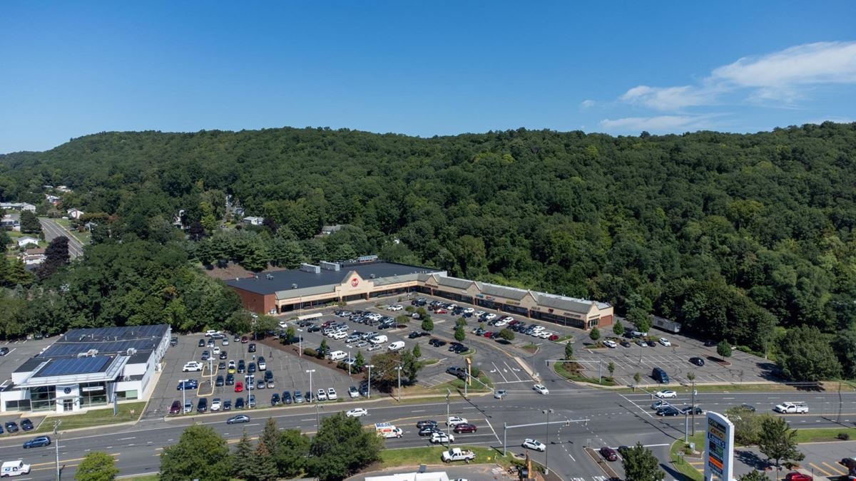 Plainville Shopping Center