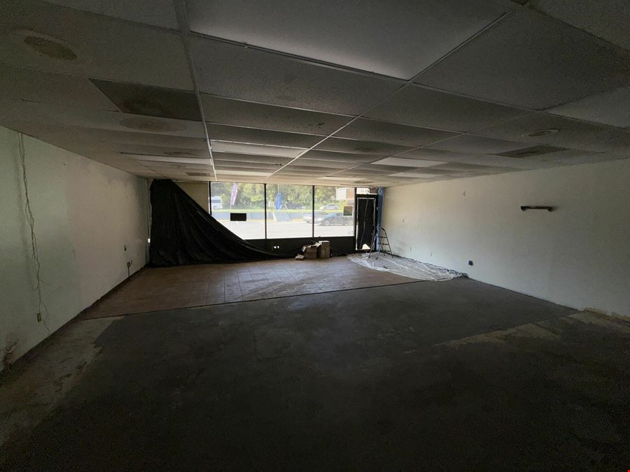 Osceola Plaza Units For Lease