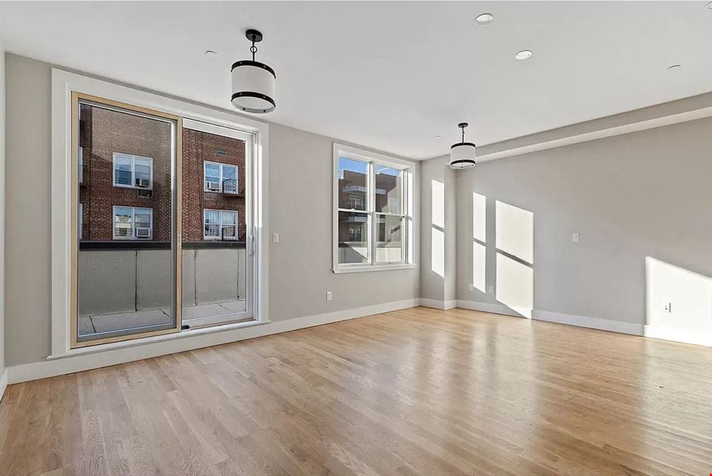 762-764 E 32nd St, Brooklyn, NY 11210