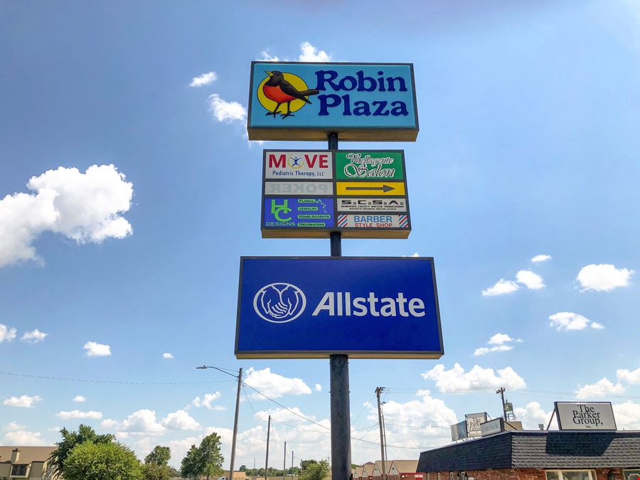 ROBIN PLAZA SHOPPING CENTER