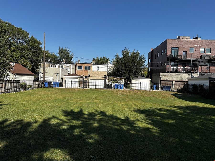 2326 W Montana St