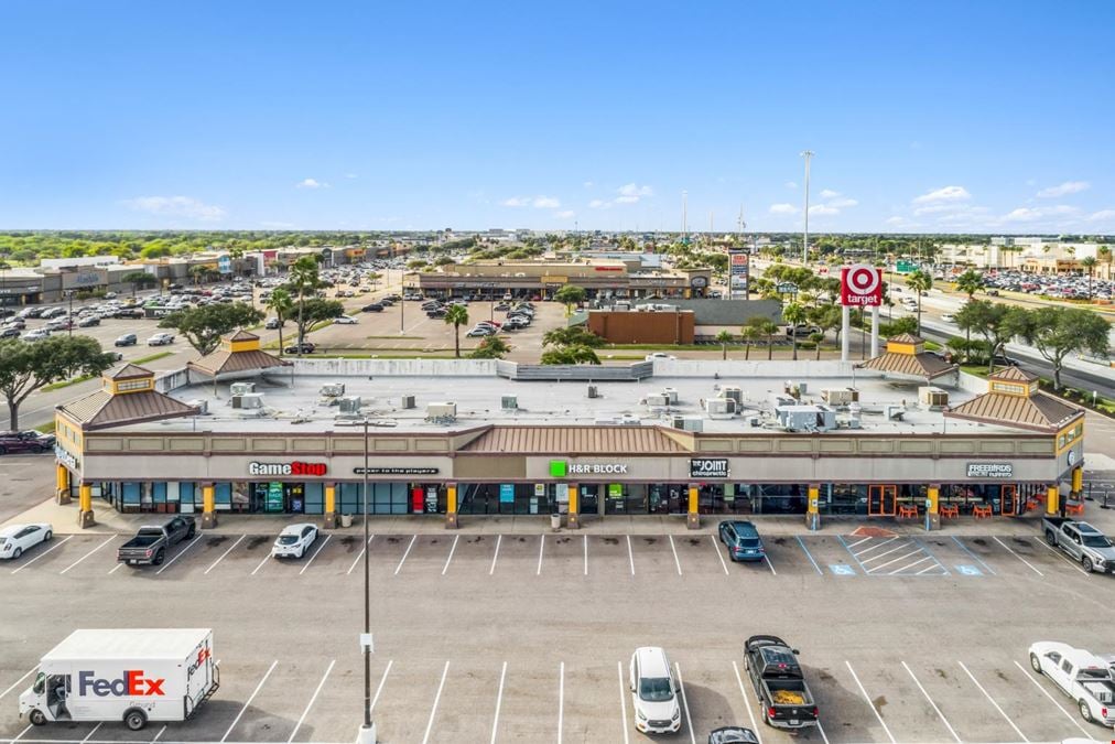 Moore Plaza