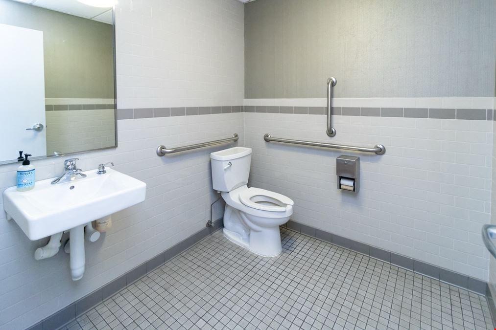 Medical Office Space For Lease | Lincoln Park