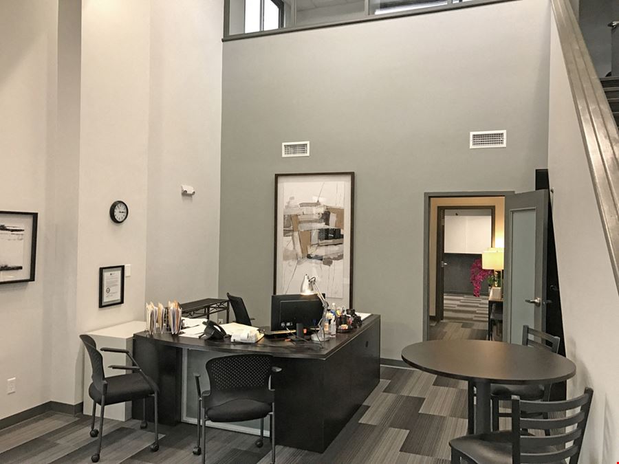 1,185 - 2,370 SF Office / Retail Spaces For Lease in Springfield