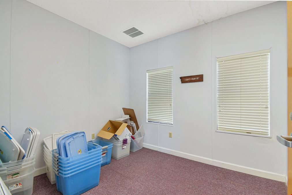 1535 State Road 207
