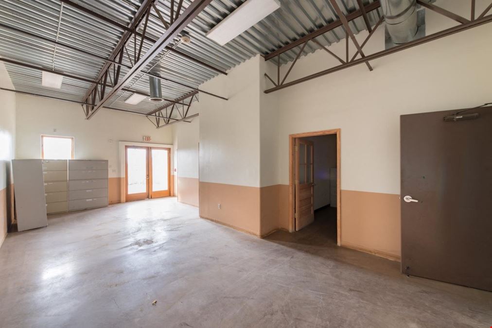 Taos Commercial Real Estate Auction
