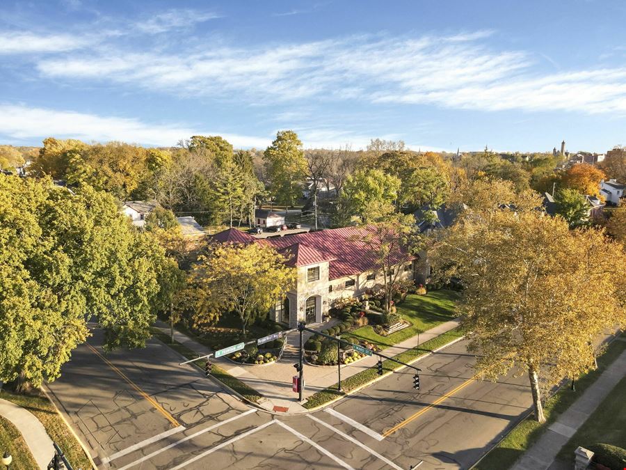 Fountain Ave Commercial Building