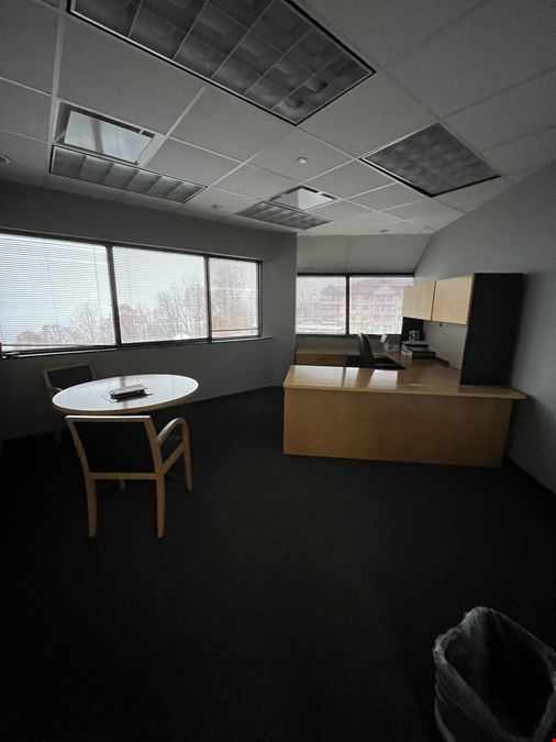 Beacon Ridge Tower Broadcasting Studios & Office Space