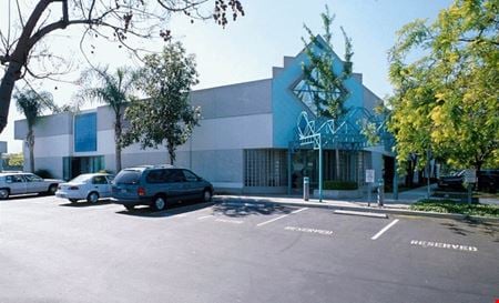 Preview of Industrial space for Rent at 2038 Iowa Ave
