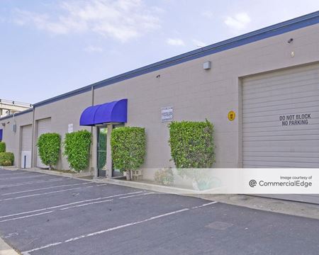 Preview of Industrial space for Rent at 825 Western Avenue