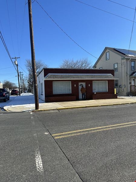 Preview of Retail space for Sale at 427 Buck St