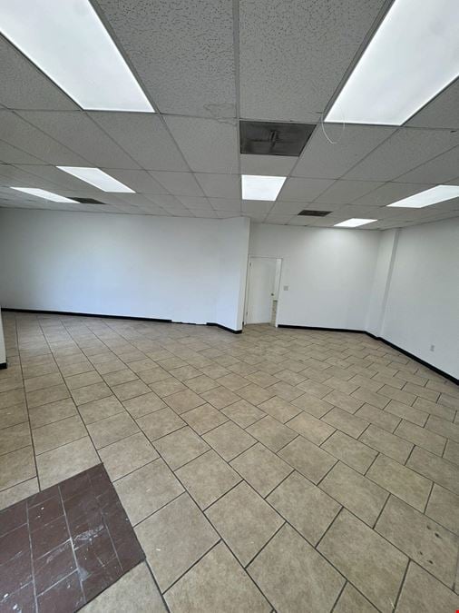 Retail Space Right Off Airline Hwy.