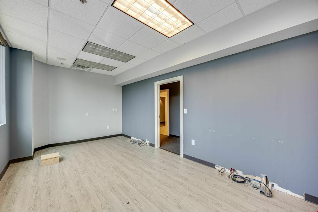OFFICE SUITE FOR LEASE