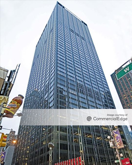 Paramount Plaza