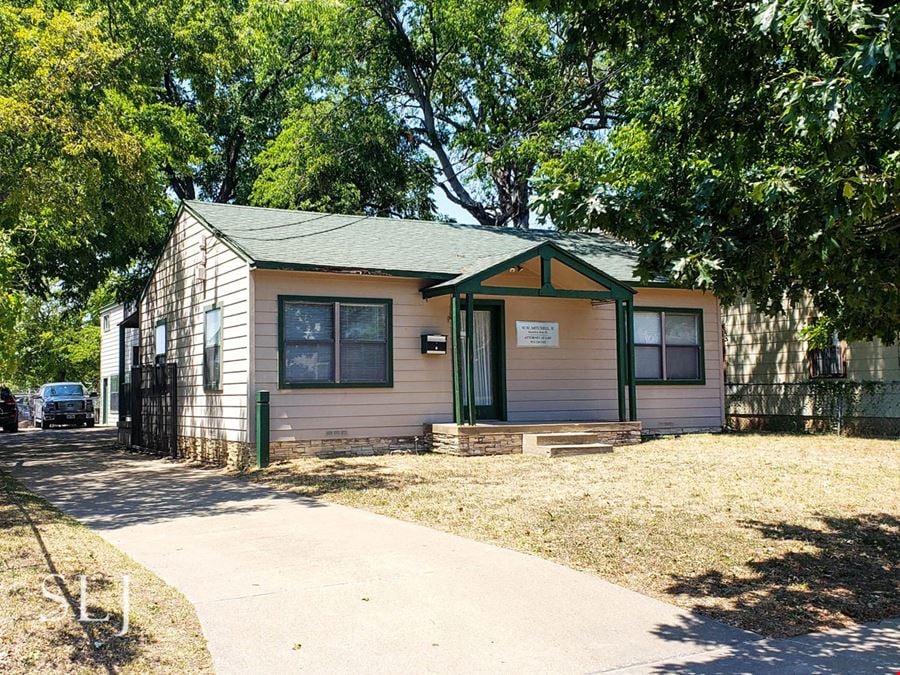 Oak Lawn Office Building