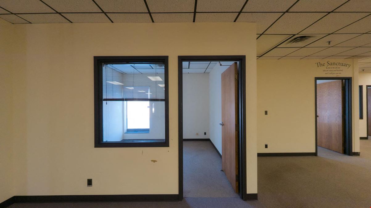2450 Marion Road SE - Mixed-Use Building For Sale 
