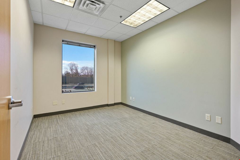 Prime Maple Grove Office Space For Lease