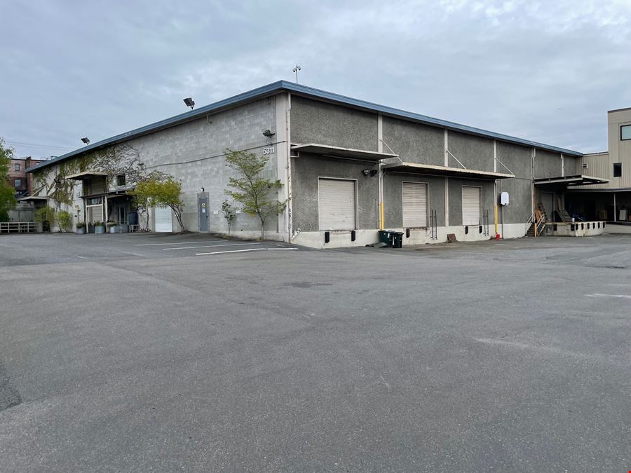 Salmon Bay Center
