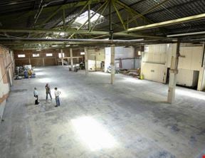 TWO SUITE WAREHOUSE WITH MEGA ELECTRICITY