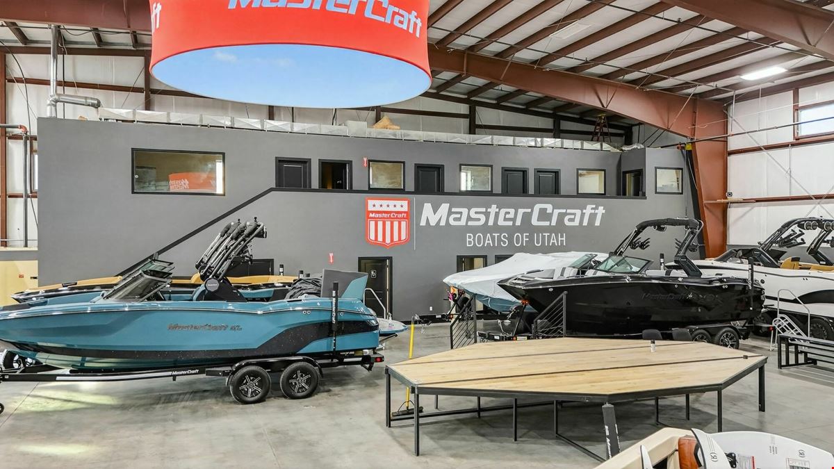 Rare Free-Span Industrial | ±27,332 SF | Immediate I-15 Access