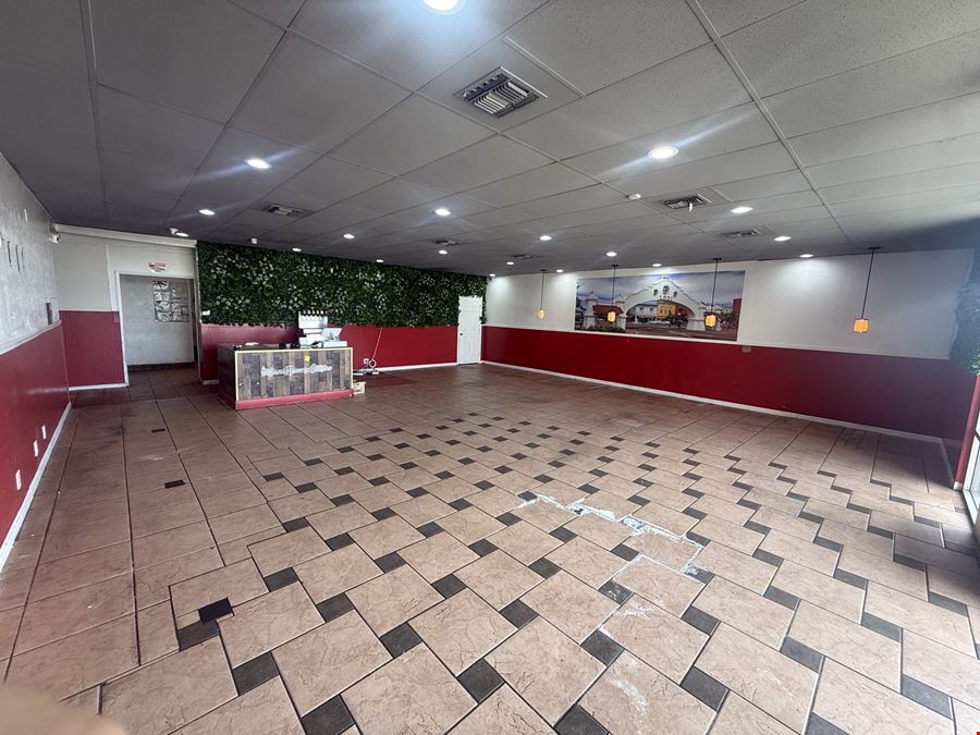 920 South Cherokee Lane