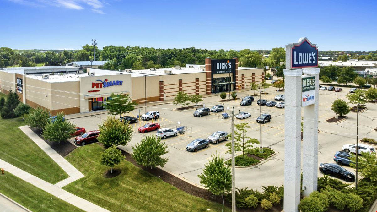 Dick's Sporting Goods & PetSmart