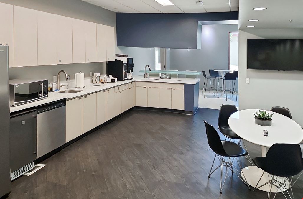 AB, Spruce Grove - Queen Street Place