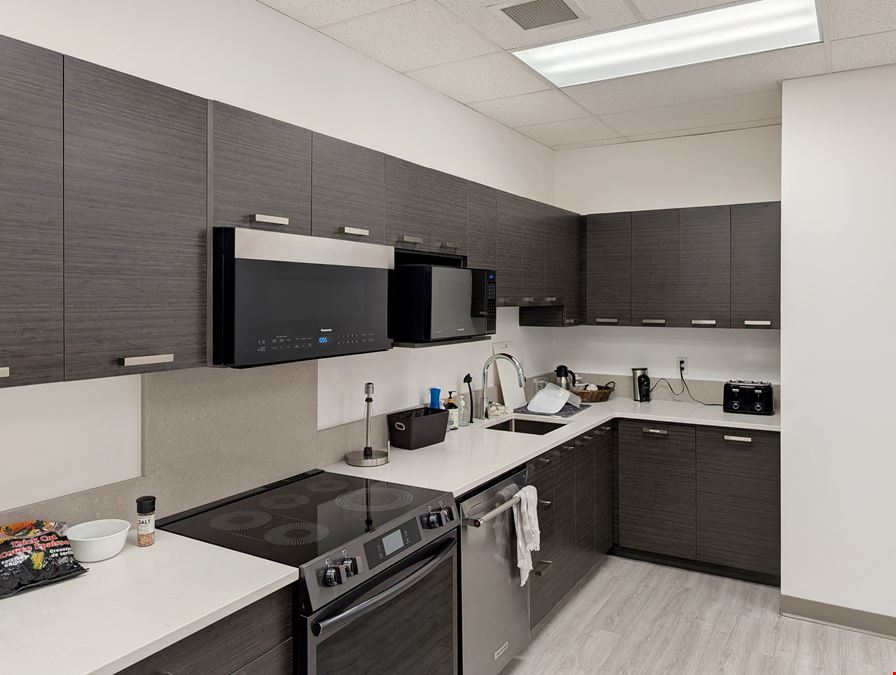 GOLDEN EARS BUSINESS CENTRE