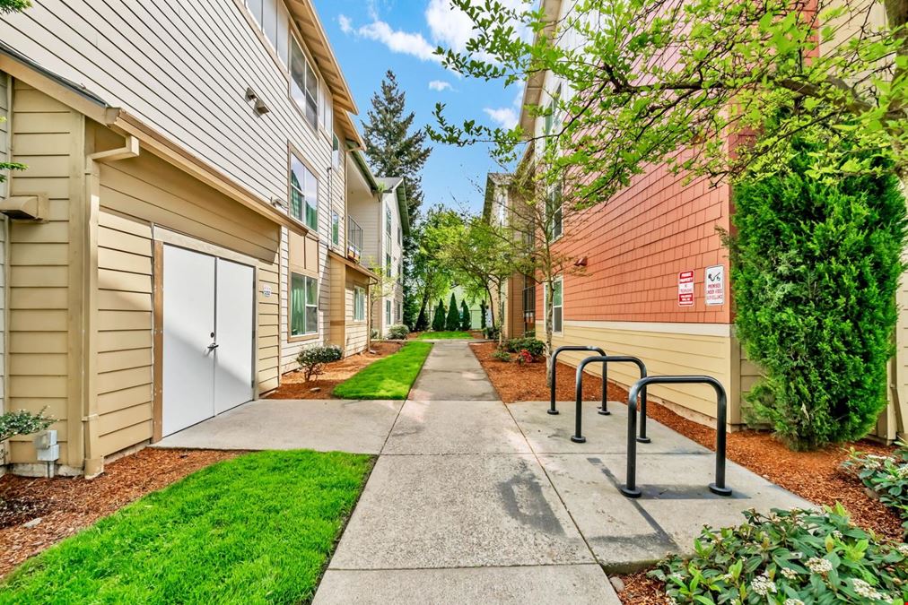D Street Salal Apartments