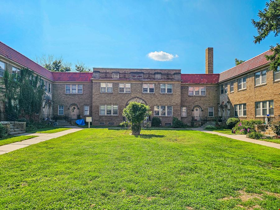 Casa Linda Townhomes