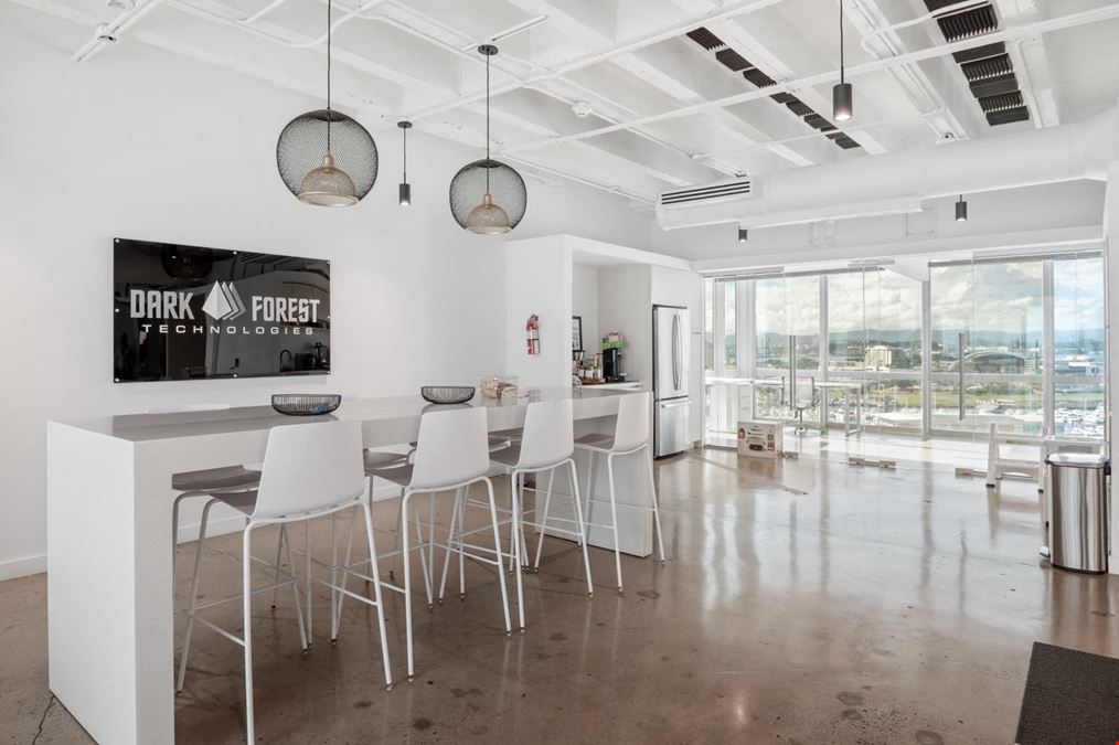 El Caribe Office Building