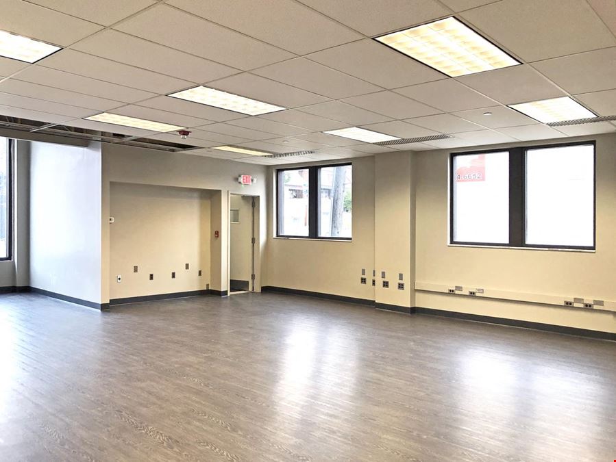 Investment Property: 6,886 SF Building Renovated for Office/Retail
