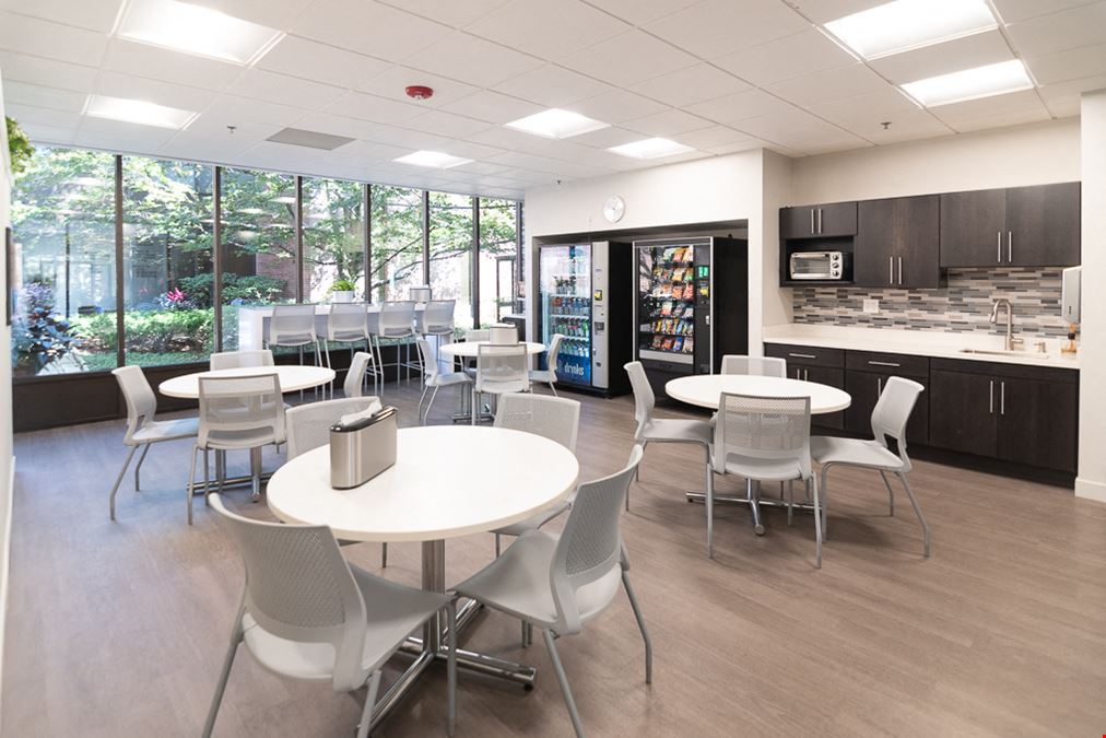 Ridgebrook Plaza