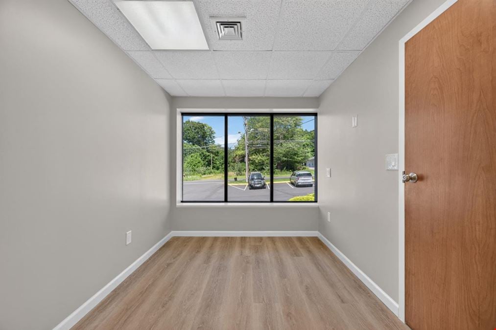 464 Wolcott Rd