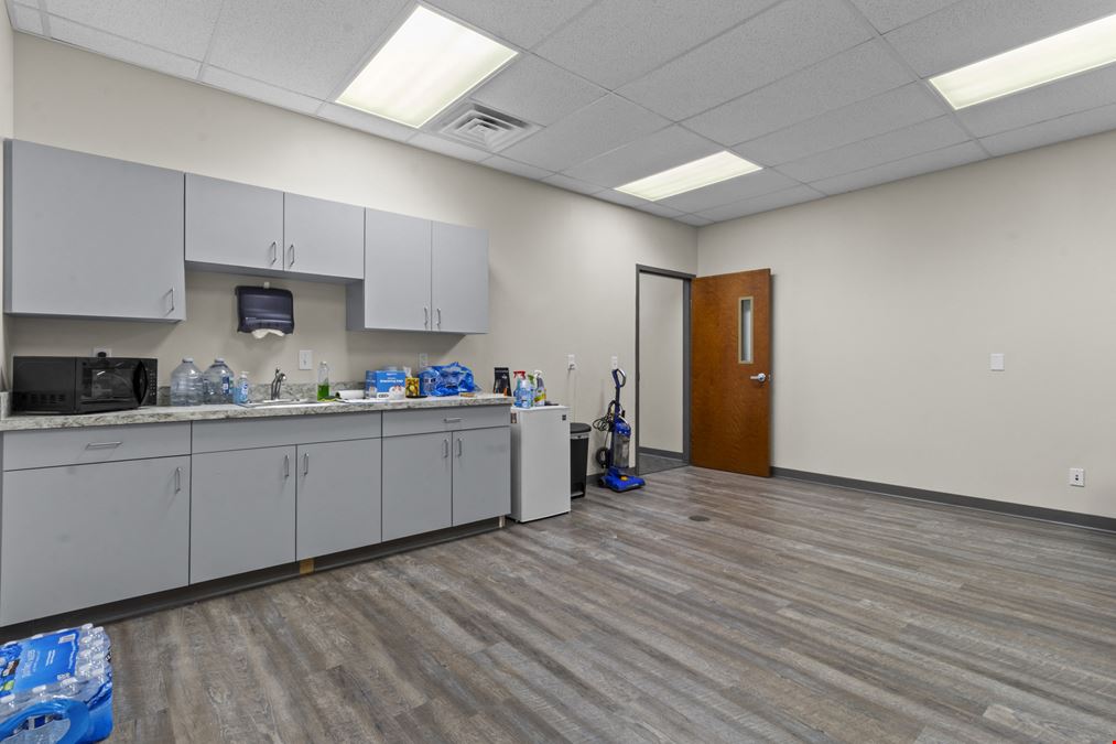 For Lease:  16462 Southpark Drive, Suites G & H