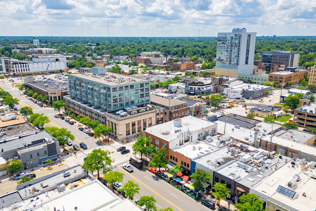 117 W 4th Street - Retail